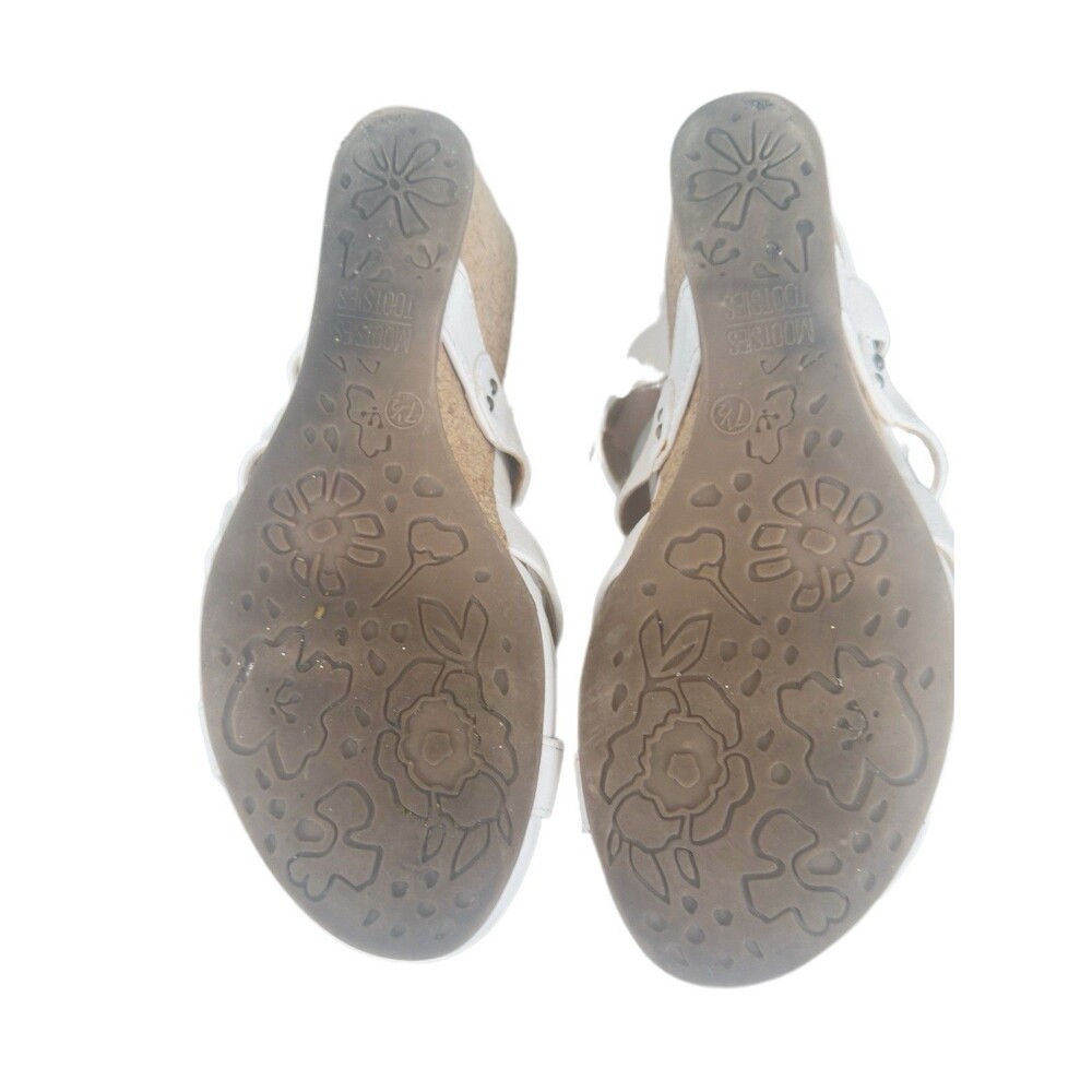 Mootsies Tootsies Tisha White Sandals Women Wedge Heel 3 " Size 7.5M STraps - Picture 3 of 12